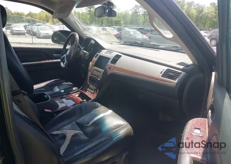 2008 Cadillac Escalade Standard from USA, damaged, VIN 1GYEC63818R112129